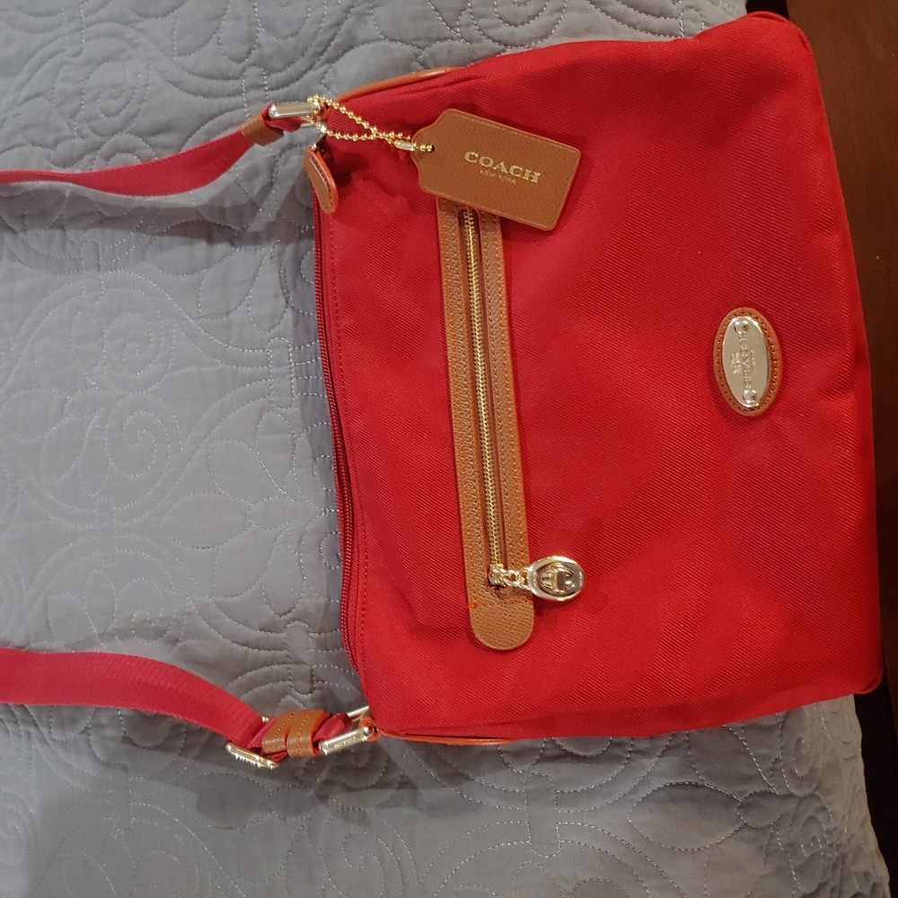 Cross body coach bags
